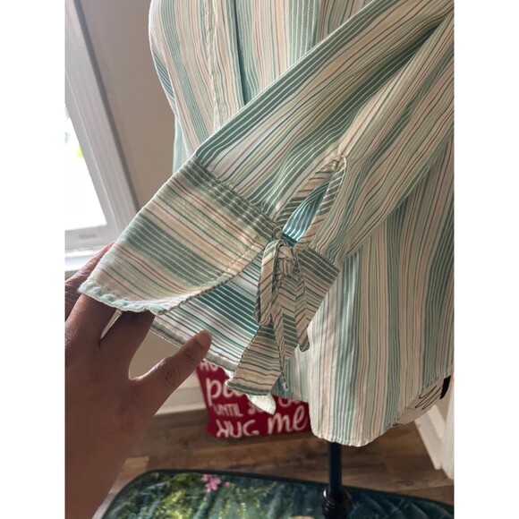 The Limited Women's Button Up Blouse Medium Slashed 3/4 Flared Sleeves with Tie - Picture 4 of 6